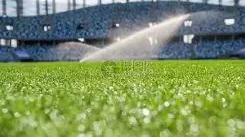 李嫣与密友同办变装盛宴 双马尾造型显高挑身姿